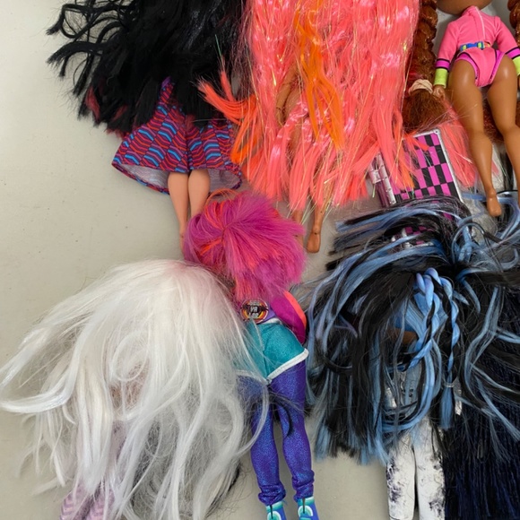 6 LOL Surprise 9” Dolls and 3 LOL 7” Dolls. Total: 9 dolls lot - Picture 7 of 13